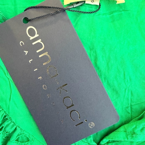 NWT Green Eyelet Long Sleeve Blouse – Size Small – Lined - Picture 9 of 9